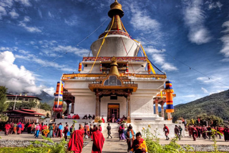 Aayush - Situated at an altitude of 8,000 ft Dunggon Samten Choling Buddhist Monastery, Darjeeling, Places to visit in Darjeeling, Best Darjeeling Travel Agent